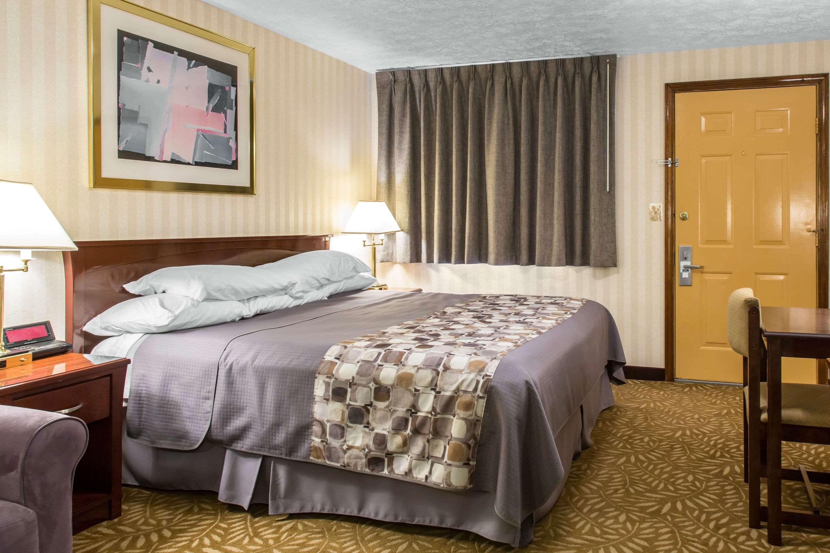 Rodeway Inn & Suites Branford - Guilford Exteriér fotografie