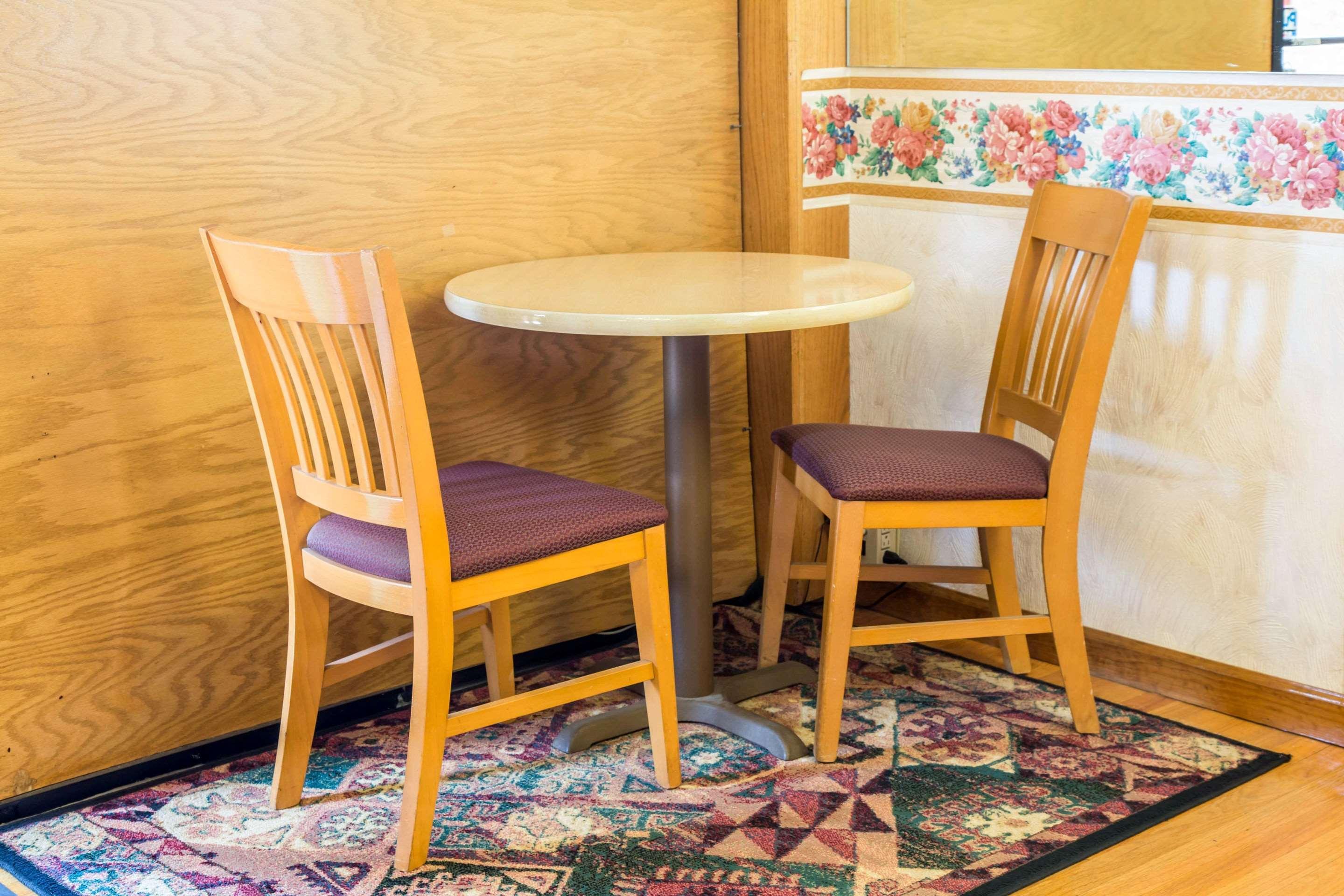 Rodeway Inn & Suites Branford - Guilford Exteriér fotografie
