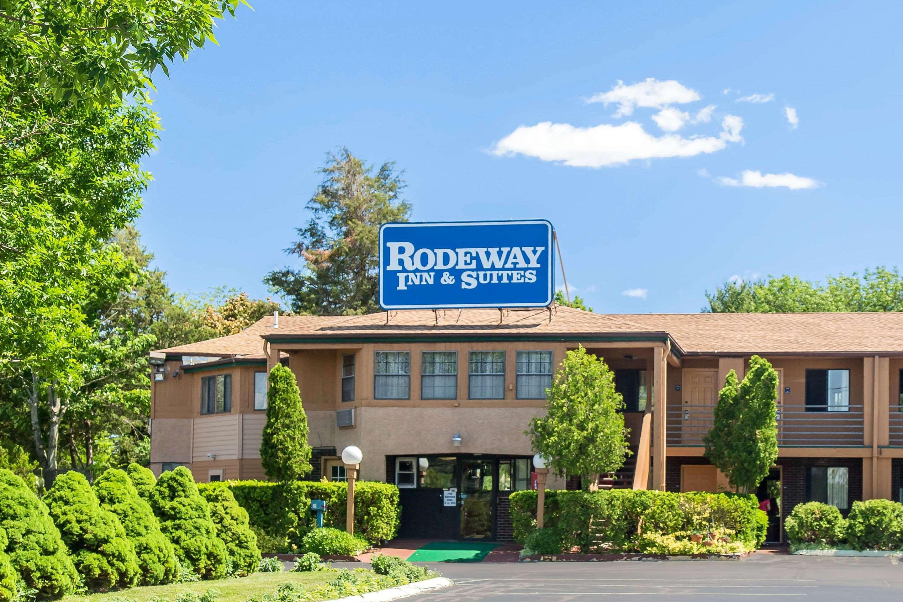 Rodeway Inn & Suites Branford - Guilford Exteriér fotografie